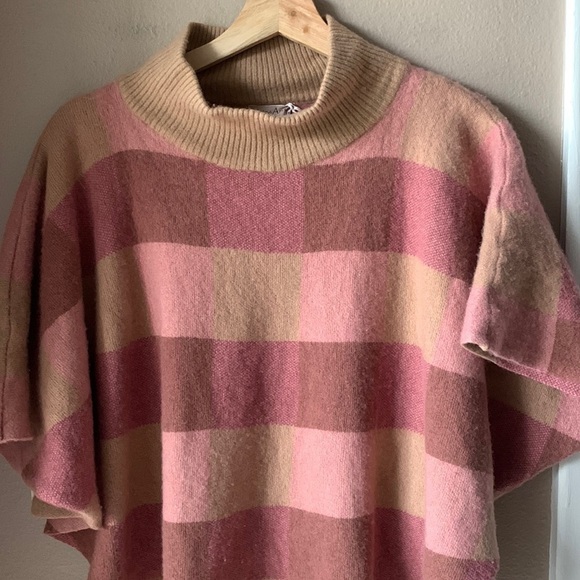 NOTE DI ANITA Merino Wool Made in Italy Plaid Cropped Mock Turtleneck Poncho - Picture 3 of 9